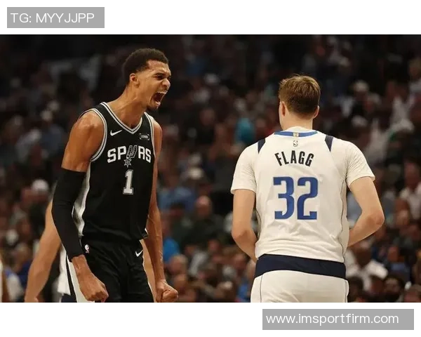 浓眉40分15篮板如同小孩对抗文班迅速进化令全联盟感到绝望