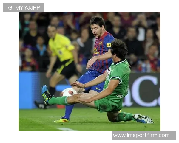 桑坦德主帅无奈感叹梅西左右脚皆能破门训练成果未能奏效