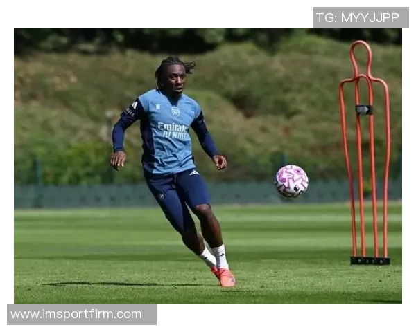 坎贝尔强调埃泽需耐心等待机会阿森纳与水晶宫截然不同