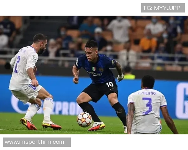 德弗里欲离开国米多队争抢国米计划与巴斯托尼续约加强阵容