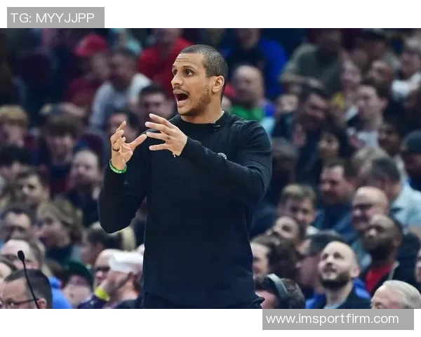 年度最佳教练马祖拉是否应获得更多尊重与讨论机会