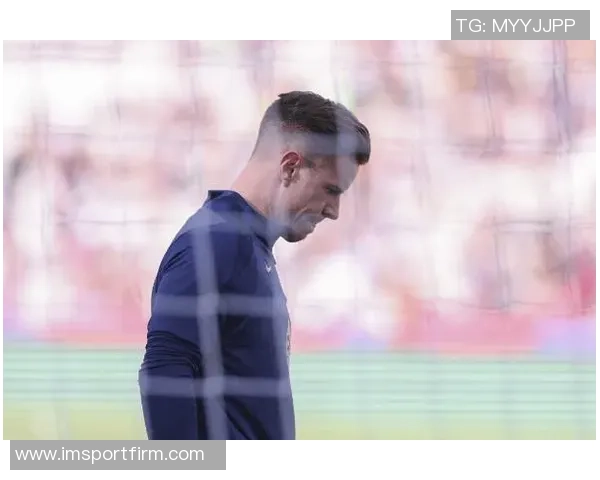 米体报道利昂贝利再度受伤罗马寻求提前解除租借合同与阿斯顿维拉接洽